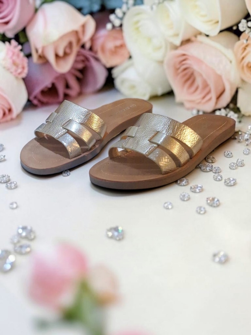 Soda Women's Gold Slide Sandals Size 8.5
